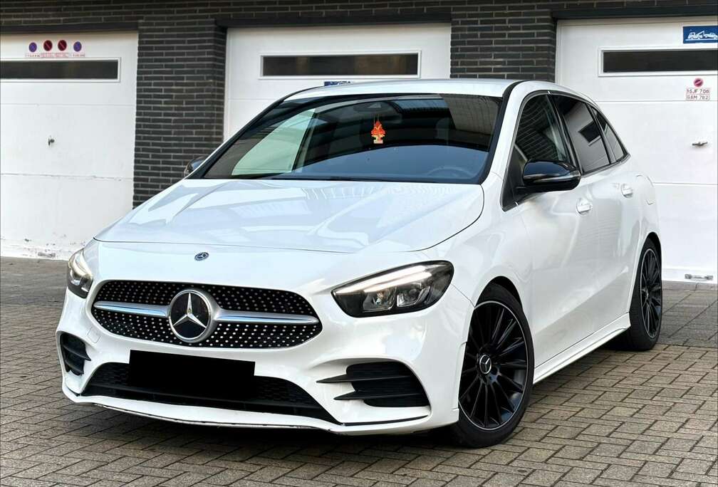 Mercedes-Benz Mercedes-Benz B180i  Pack - AMG  110.000km