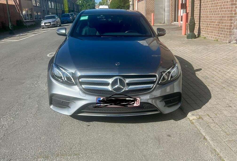Mercedes-Benz AMG LINE