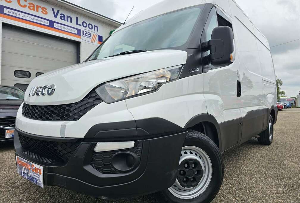 Iveco 33C15SV 2.3 Turbo L1H2, 3300kg sleep, Zeer goed onderhouden.