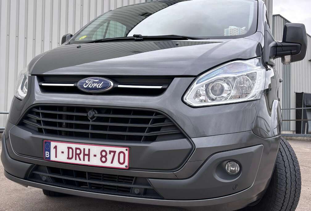 Ford 2.2 TDCi L2H1 Limited Multi-use