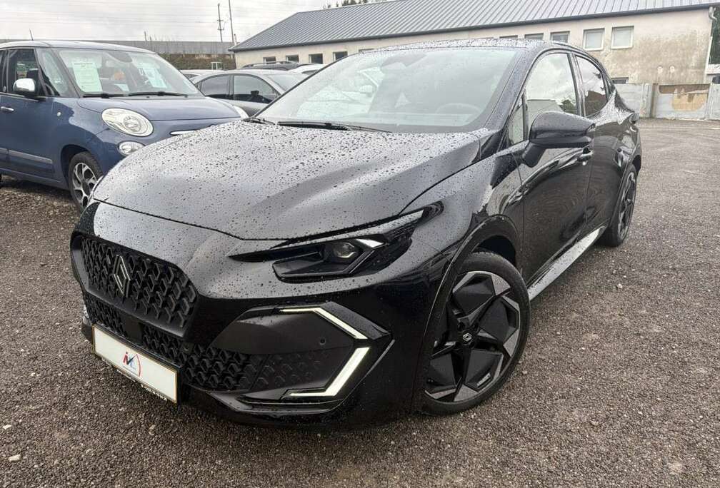Renault 6 NEW CLIO TECHNO FULL HYBRID E-TECH 160
