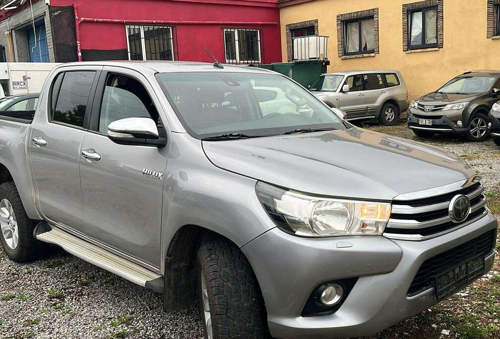 Toyota 2.4 D-4D 4WD Active