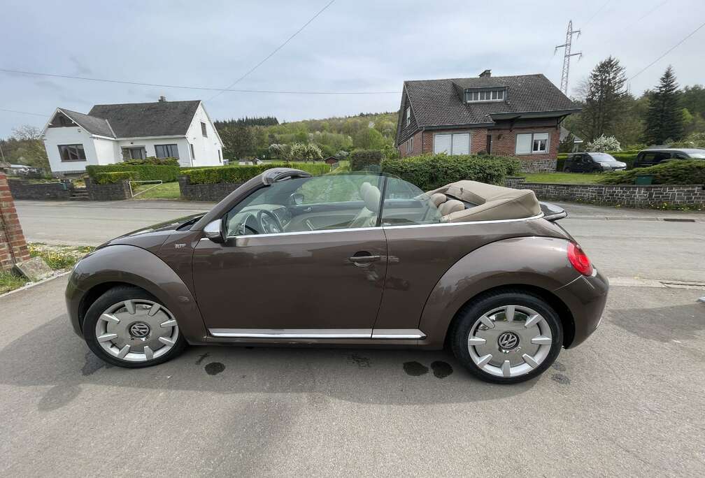 Volkswagen Cabriolet 2.0 CR TDi Design