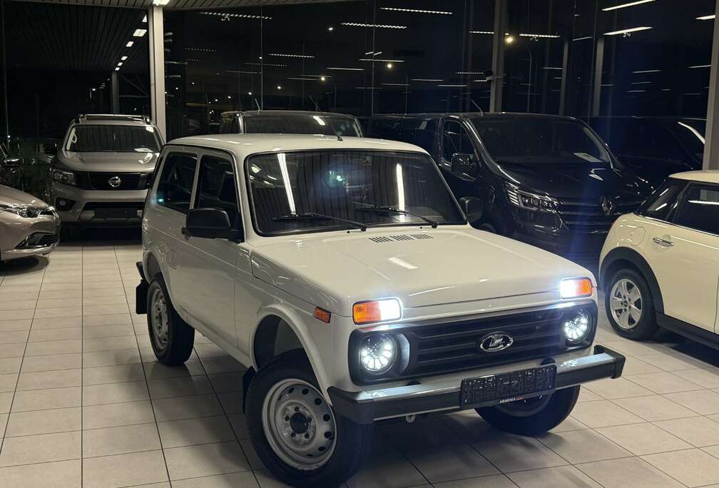Lada 1.7i Only Spezial
