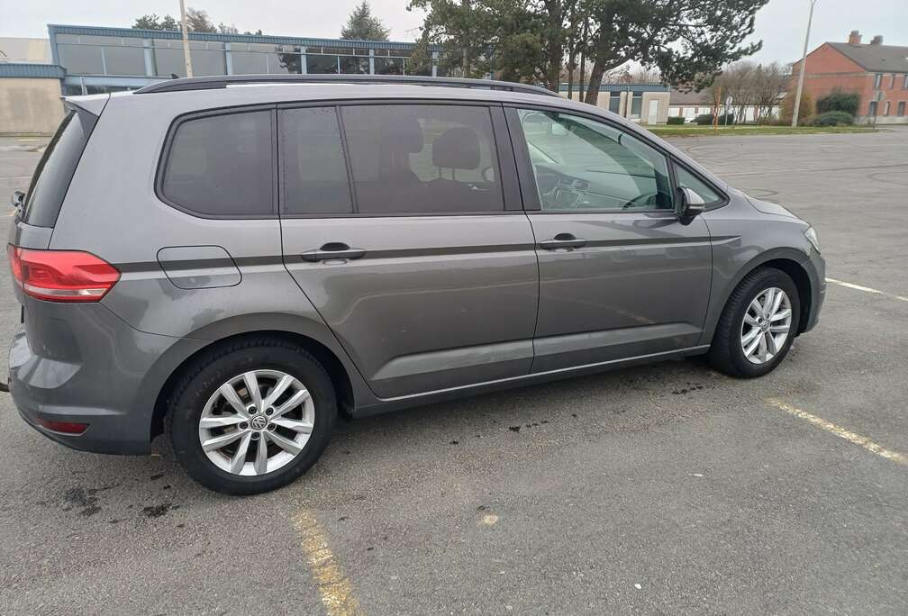 Volkswagen Touran 1.6 TDi SCR Highline