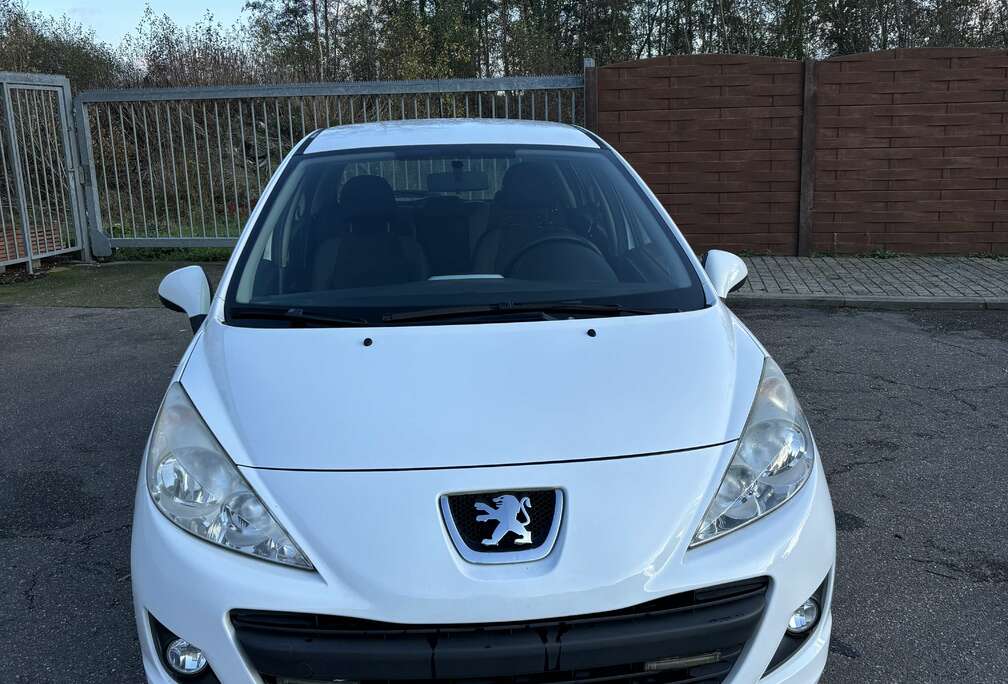 Peugeot 1.6i 16v Premium Pack