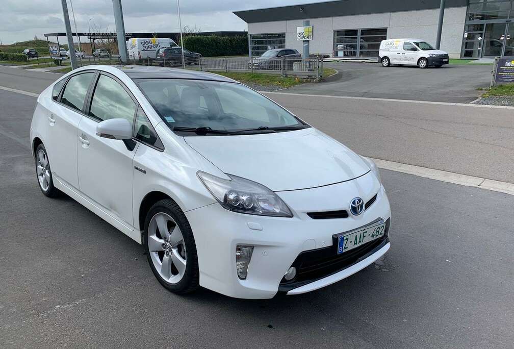 Toyota Prius PHEV 1.8i VVT-i Active Lounge