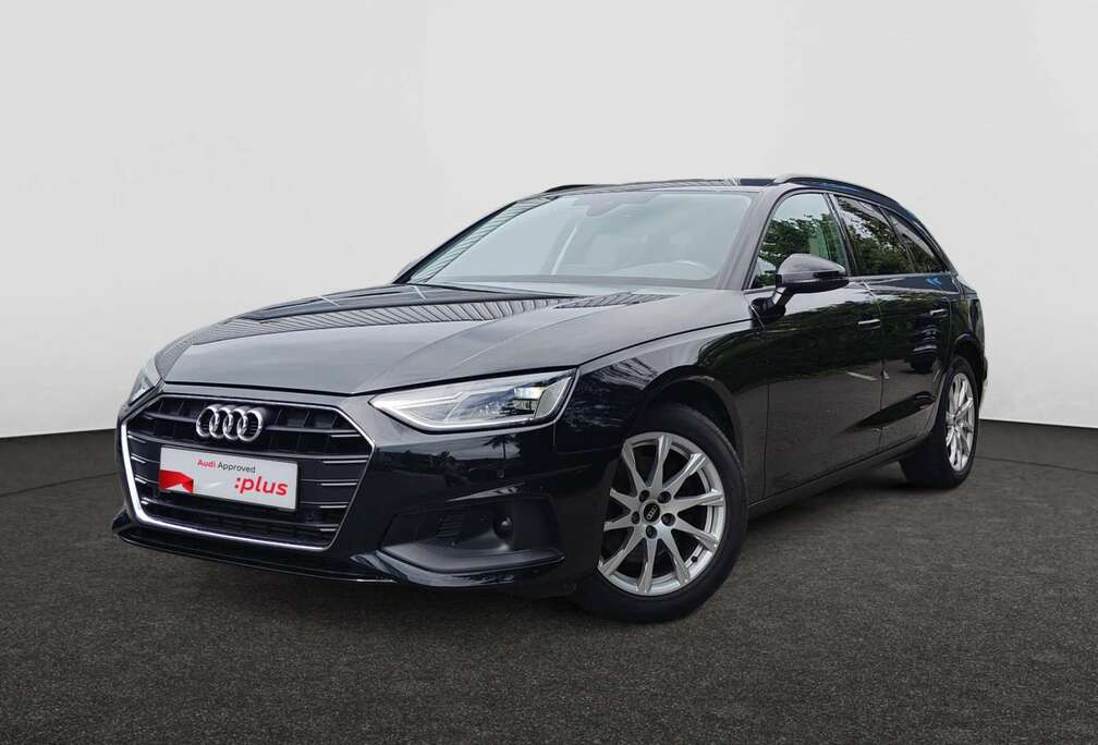 Audi 35 TFSI Business Edition Attraction S-tronic /// AUTOMAAT /// Zetelverwarming vooraan /// Elektrisch