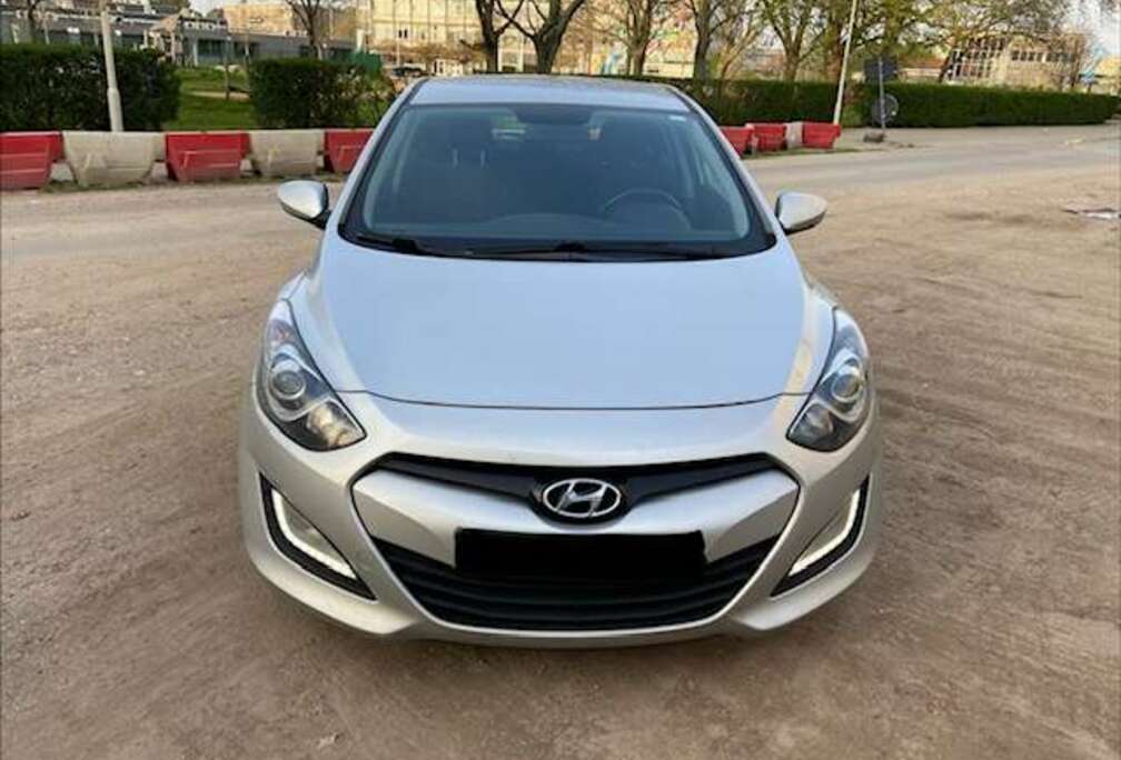 Hyundai i30 1.4i Move