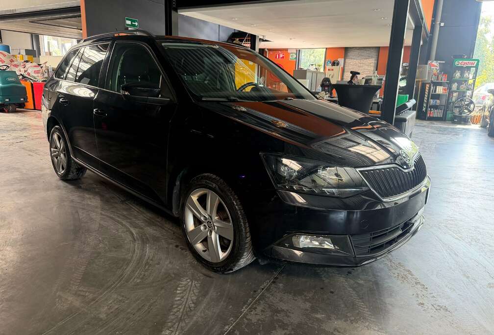 Skoda Fabia SW 1.2 TSI Style DSG/12 mois de garantie automatique