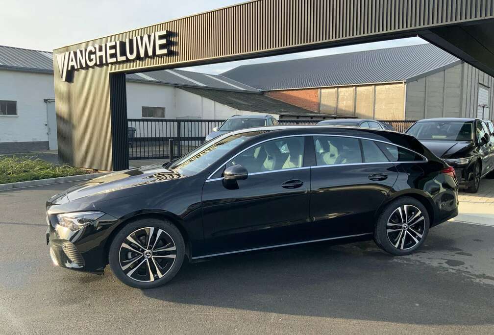 Mercedes-Benz Shooting Brake 7G-DCT Edition Progressive Line