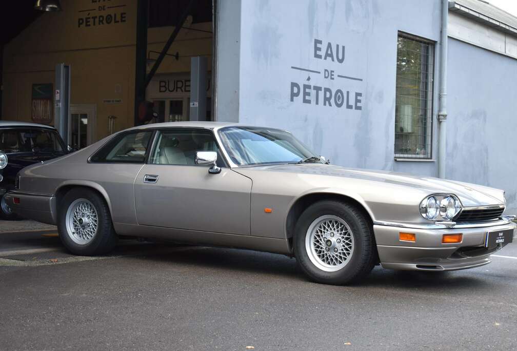Jaguar V12 6.0