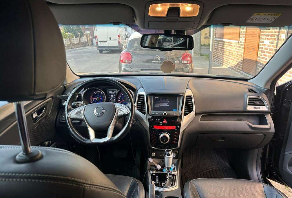 SsangYong Tivoli 1.6i e-XGi 2WD Sapphire