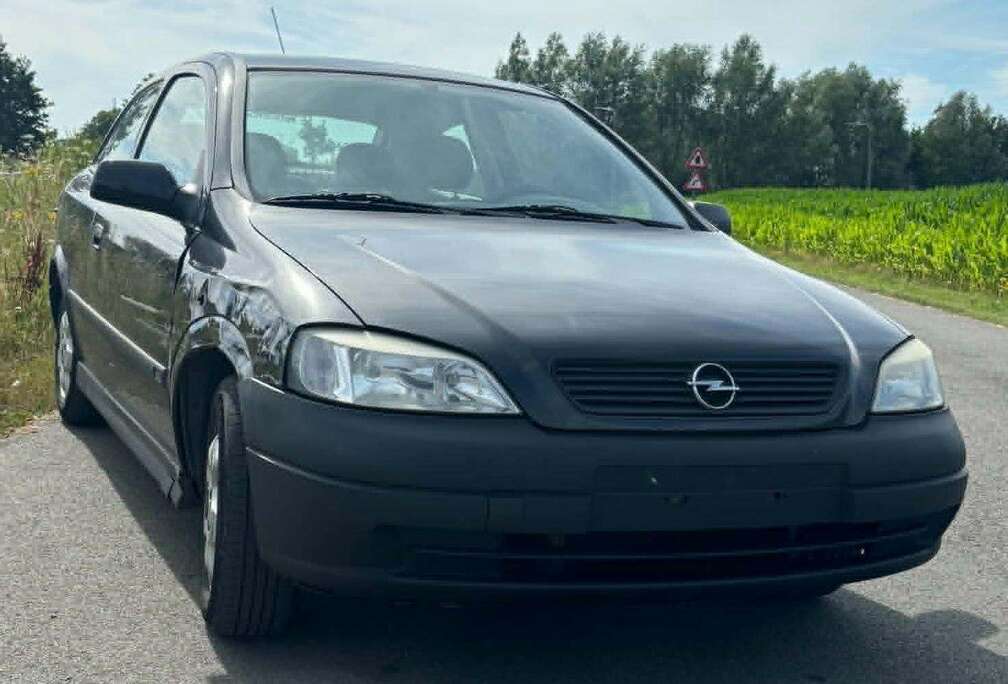 Opel 1.2i XE 16v Comfort