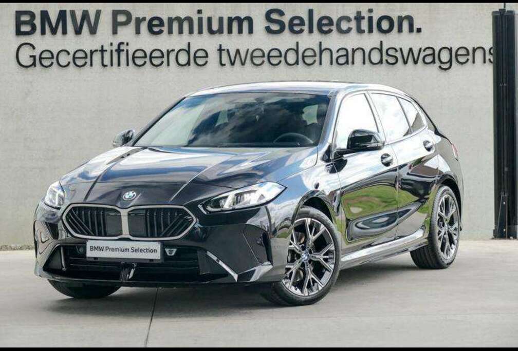 BMW 116iA M Sport  CAMERA