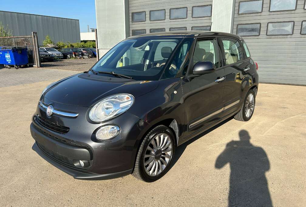 Fiat 500L 1.4i Pop Wagen word verkocht met keuring en onderhoudsbeurt