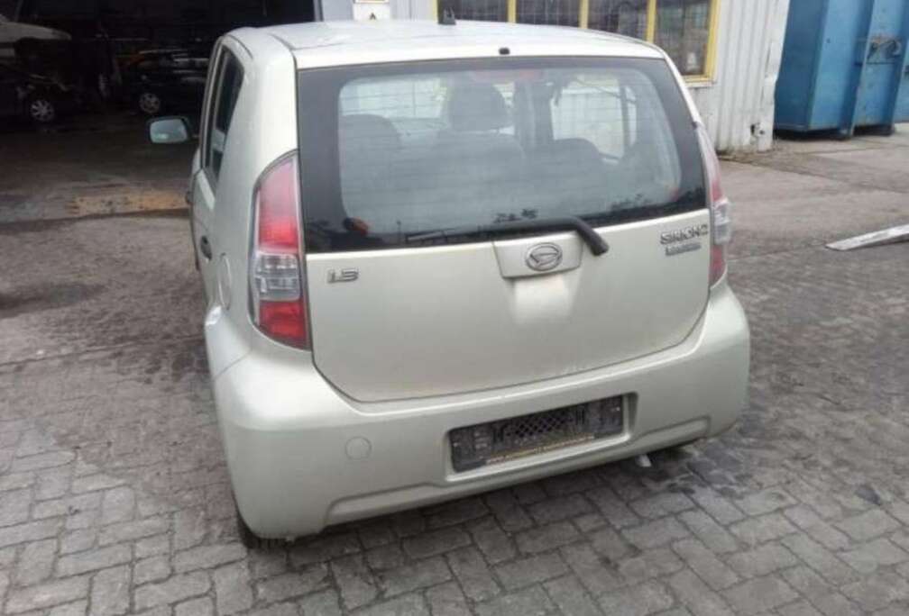 Daihatsu 1.3i Top