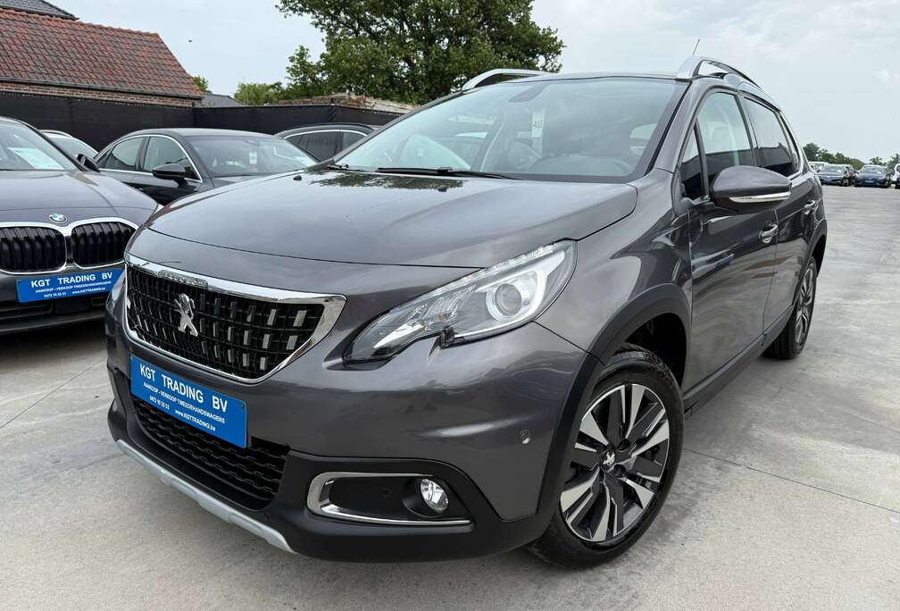Peugeot 1.2i 110PK AUTOMAAT NAVIGATIE LEDER CAMERA PANO-DAK CARPLAY