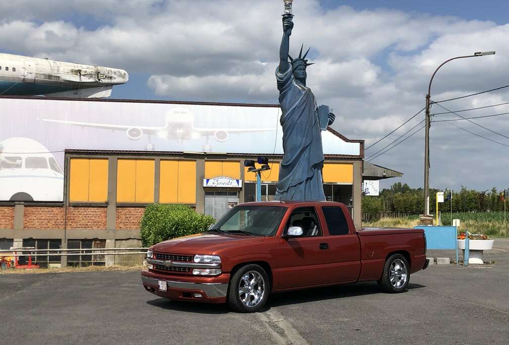 Chevrolet Crew Cab C1500