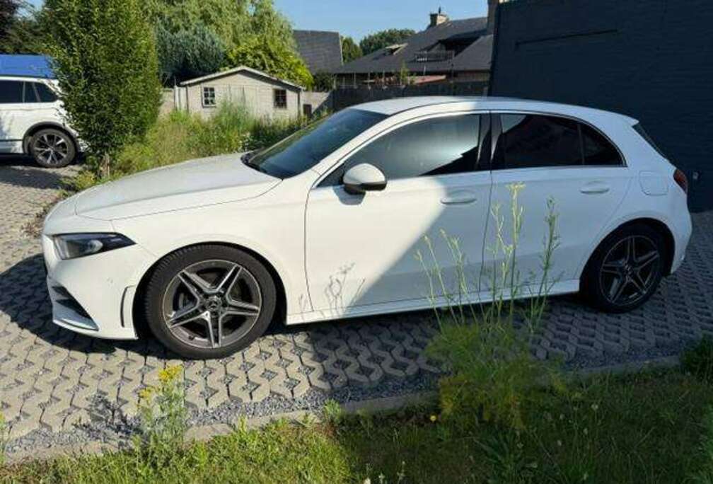 Mercedes-Benz A 180 d Business Solution AMG