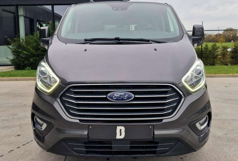 Ford Tourneo Custom 320 L2H1 Titanium S/S/Trekhaak/Navi
