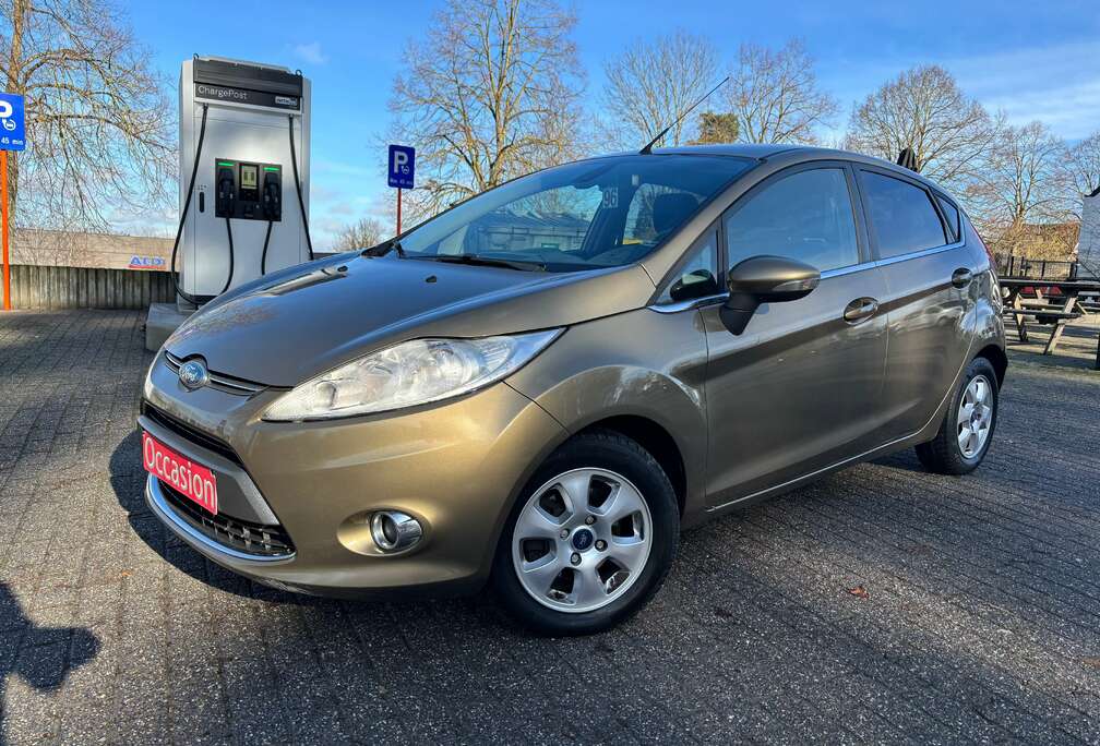 Ford Fiesta 1.6 TDCi Sound Connection ECOnetic