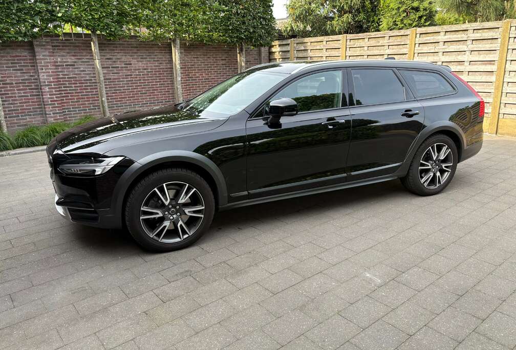 Volvo V90 Cross Country 2.0 D4 AWD Geartronic AdBlue (EU6d-TEMP)
