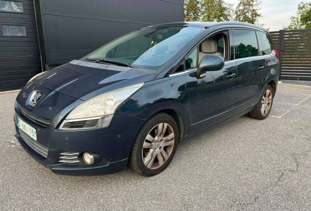 Peugeot 5008 2.0 HDi Allure FAP