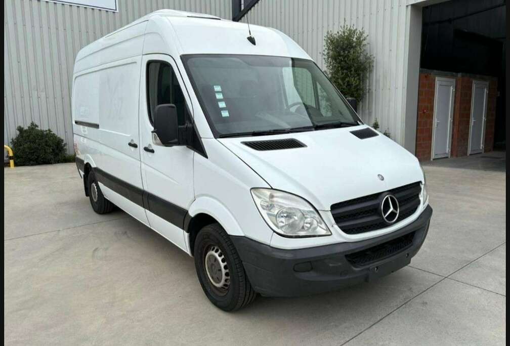 Mercedes-Benz koelwagen
