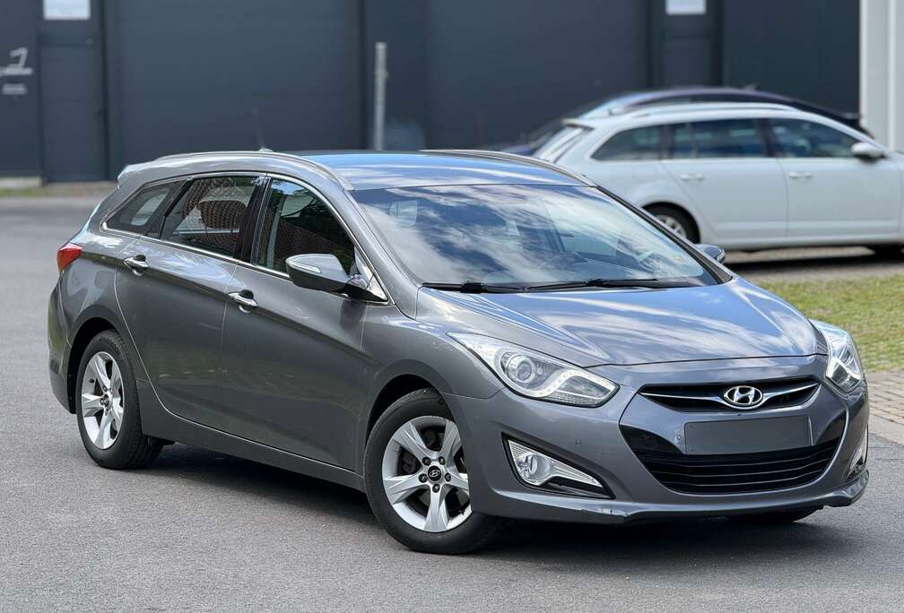 Hyundai i40 SW 1.6 GDi Style // 1er Pro // Garantie