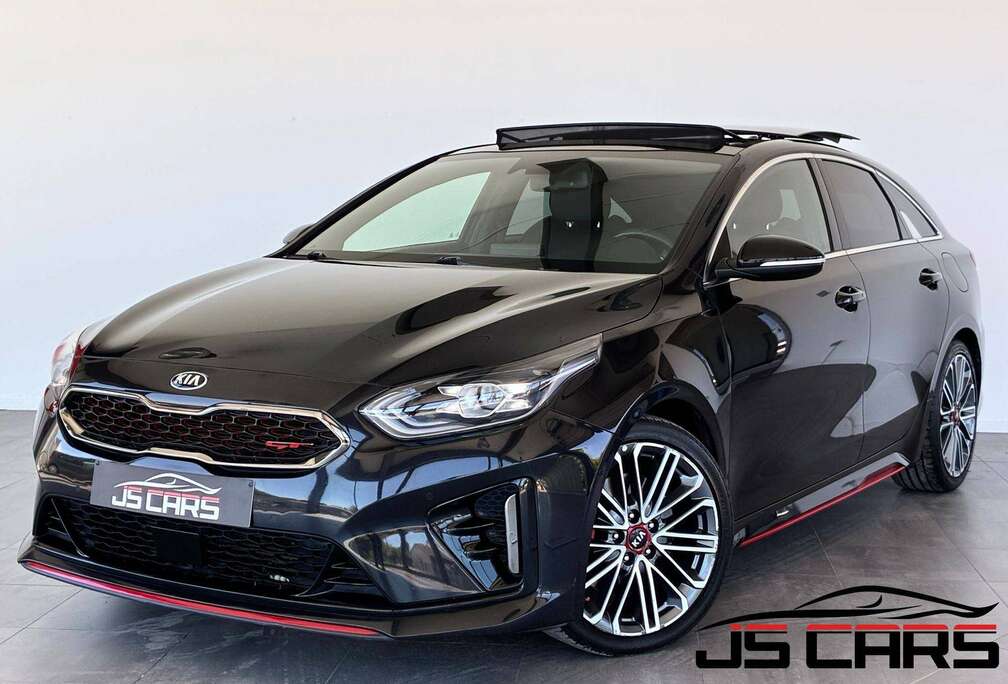 Kia GT 1.6 T-GDi DCT-GPS-T.OUVRANT-CARPLAY-ALCANTARA-CAMERA-JANTES18-PDC