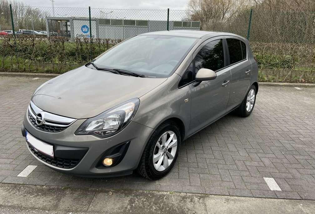 Opel 1.2i Enjoy Easytronic