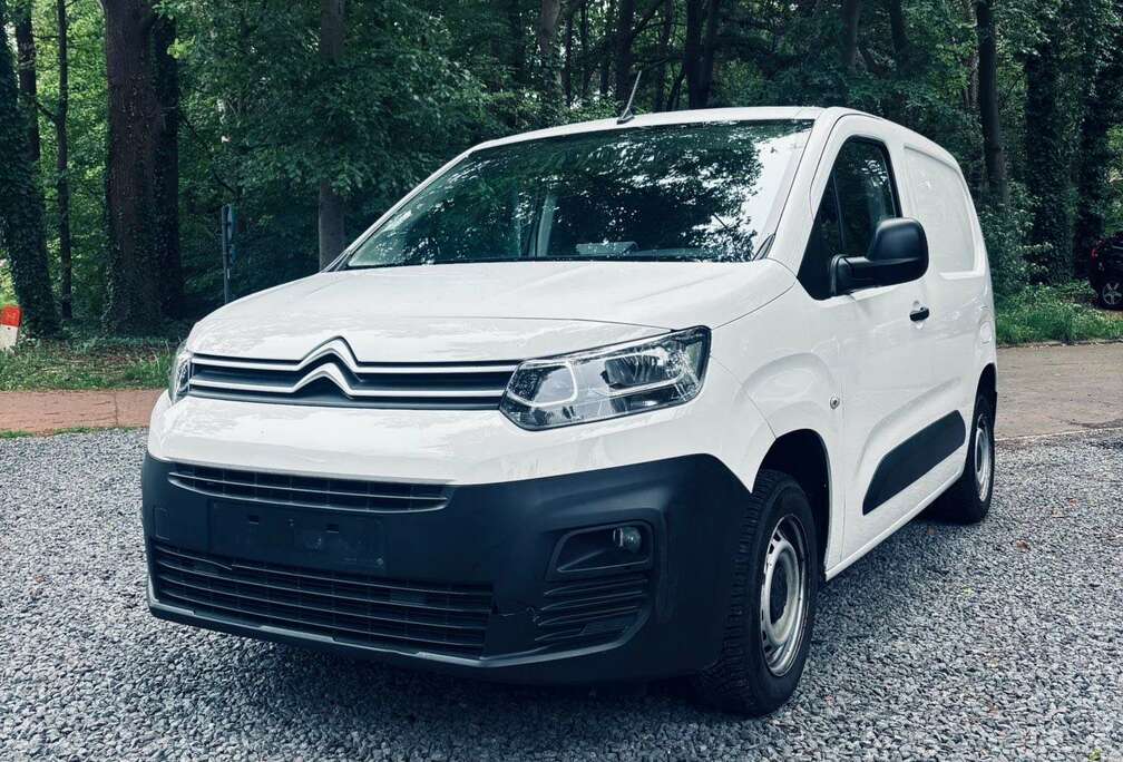 Citroen 1.5 BlueHDi M Light Driver S/S (6.2)