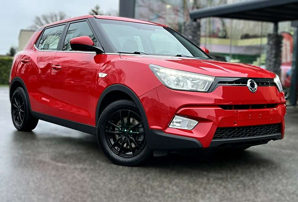 SsangYong e-XGi 160 2WD Crystal / AIRCO / CAMERA / WAARBORG