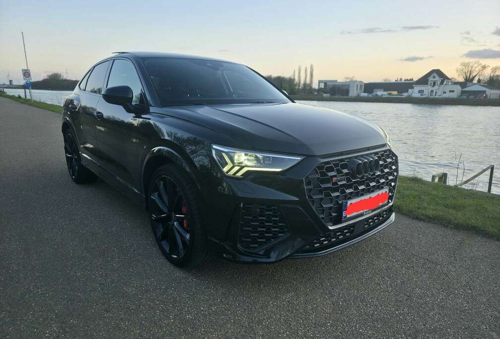Audi 2.5 TFSI Sportback quattro S tronic