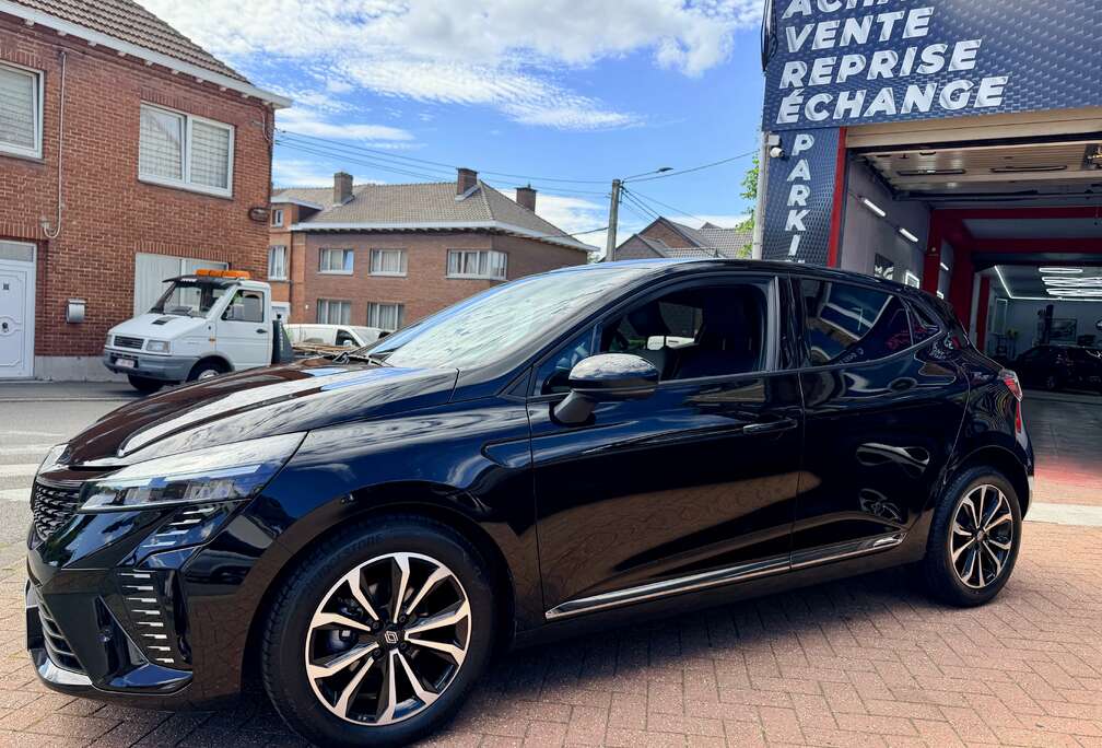 Renault 1.0 TECHNO CUIR PARTIEL FULL LED GPS AIDE A LA CONDUITE FACE LIFT GARANTIE TVA RECUPERABLE