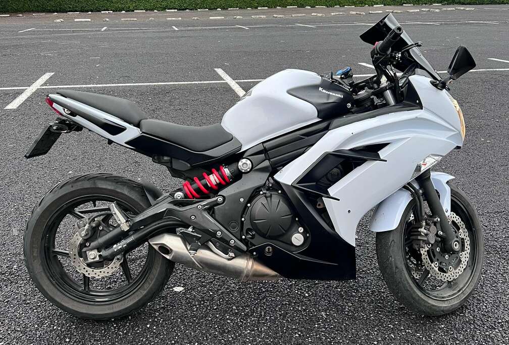 ER6F