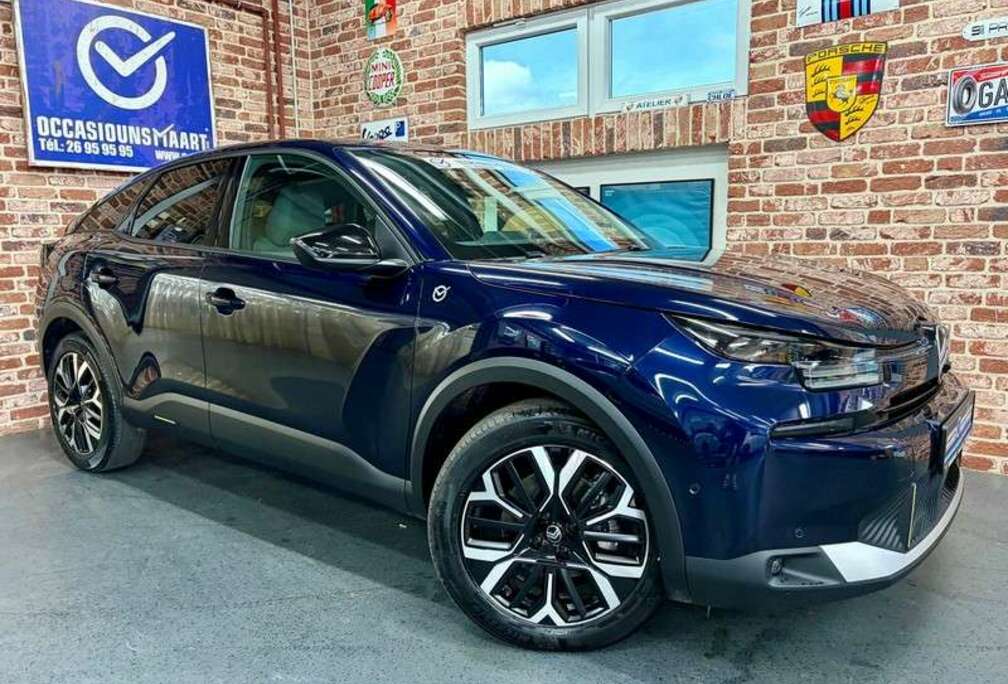 Citroen C4 1.2 145cv Auto MAX  Navig/LED/Cam360/HUD