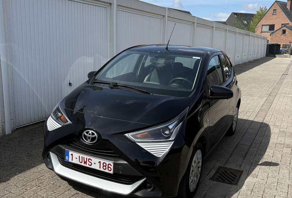 Toyota Aygo 1.0i VVT-i X-play II GPF