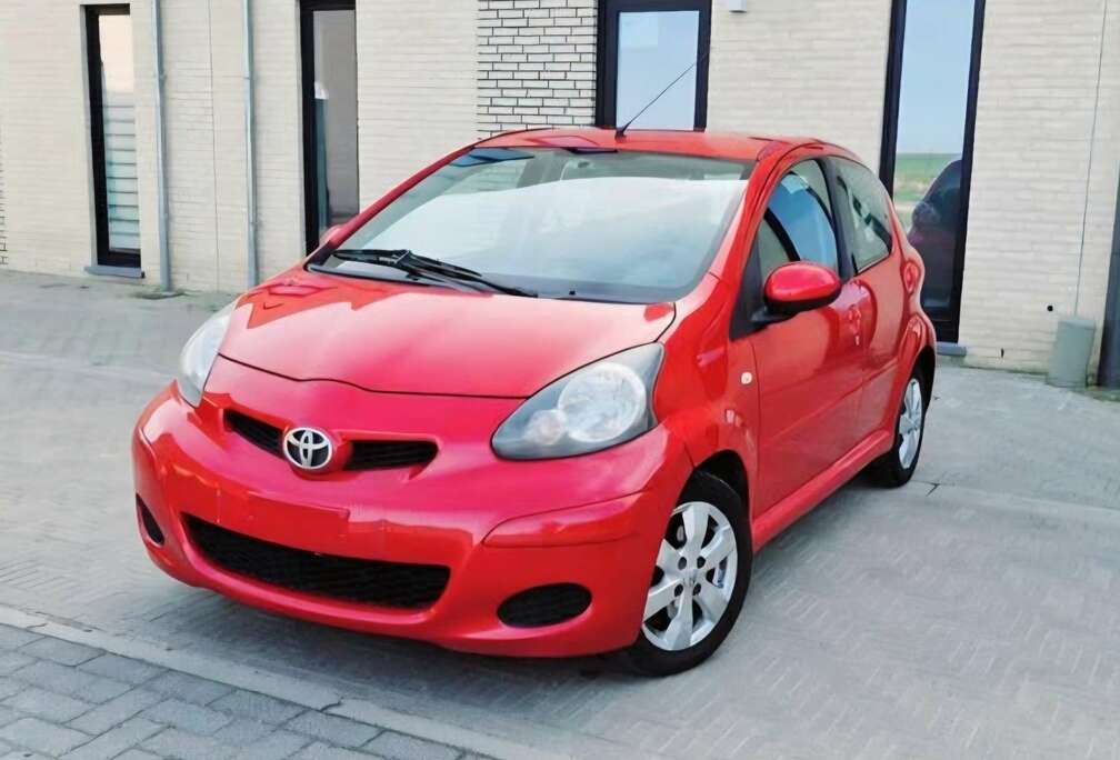 Toyota 1.0i VVT-i