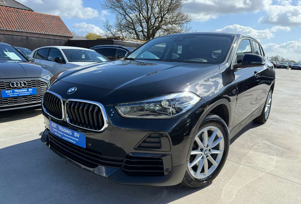 BMW 1.5i 136PK AUTOMAAT NAVIGATIE ZETELVERWARMING PDC