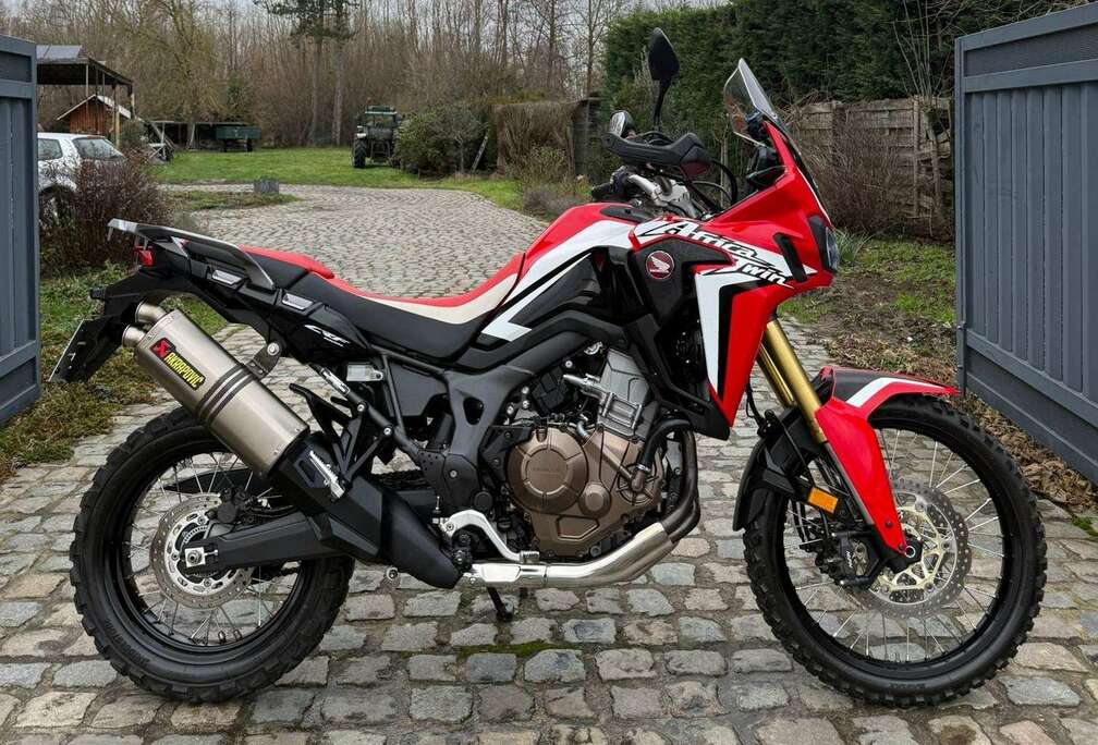 Honda Africa Twin Adventure *Akrapovic* @AelbrechtMotors