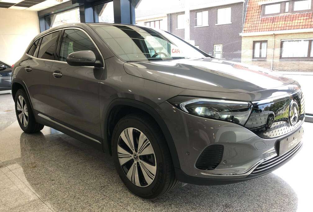 Mercedes-Benz EQA 250+ 70,5 kW accu, Business Line, Sfeerverlichting, Winter pack, Camera, Carplay