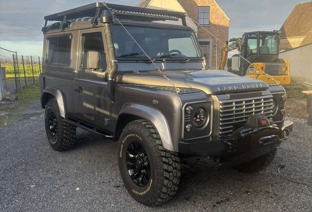 Land Rover Defender 90 Station Wagon SE