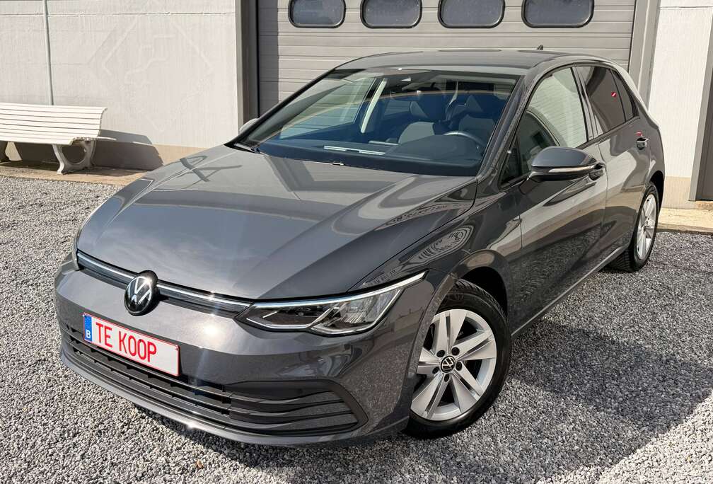 Volkswagen 1.0 110PK //ALCANTARA // CAMERA // ZETELVERWARMING