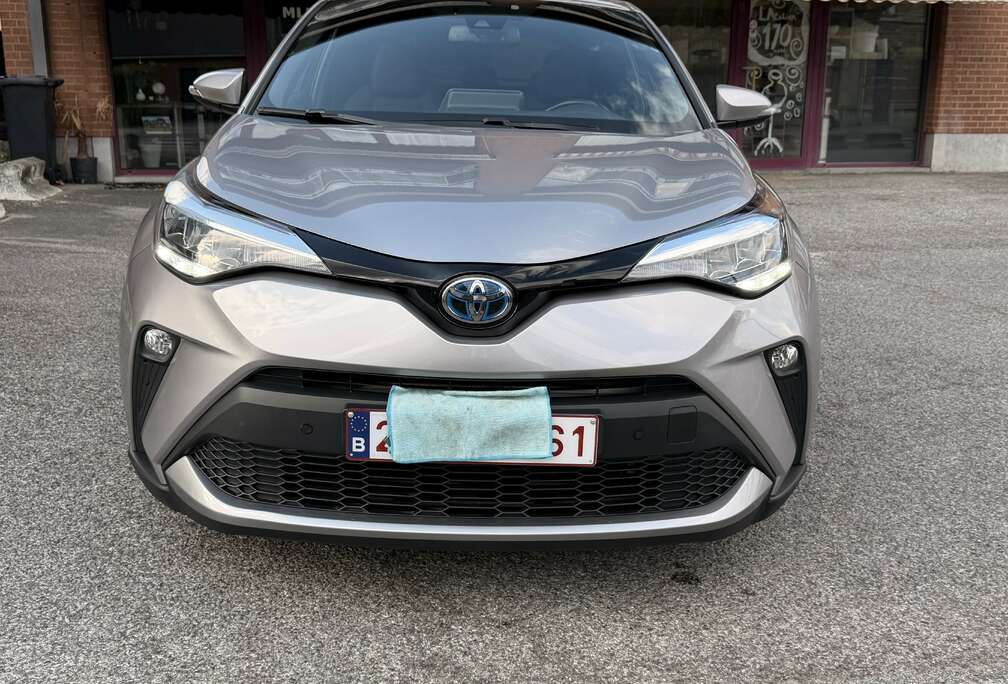 Toyota Hybrid 2.0i VVT-i C-Hic E-CVT