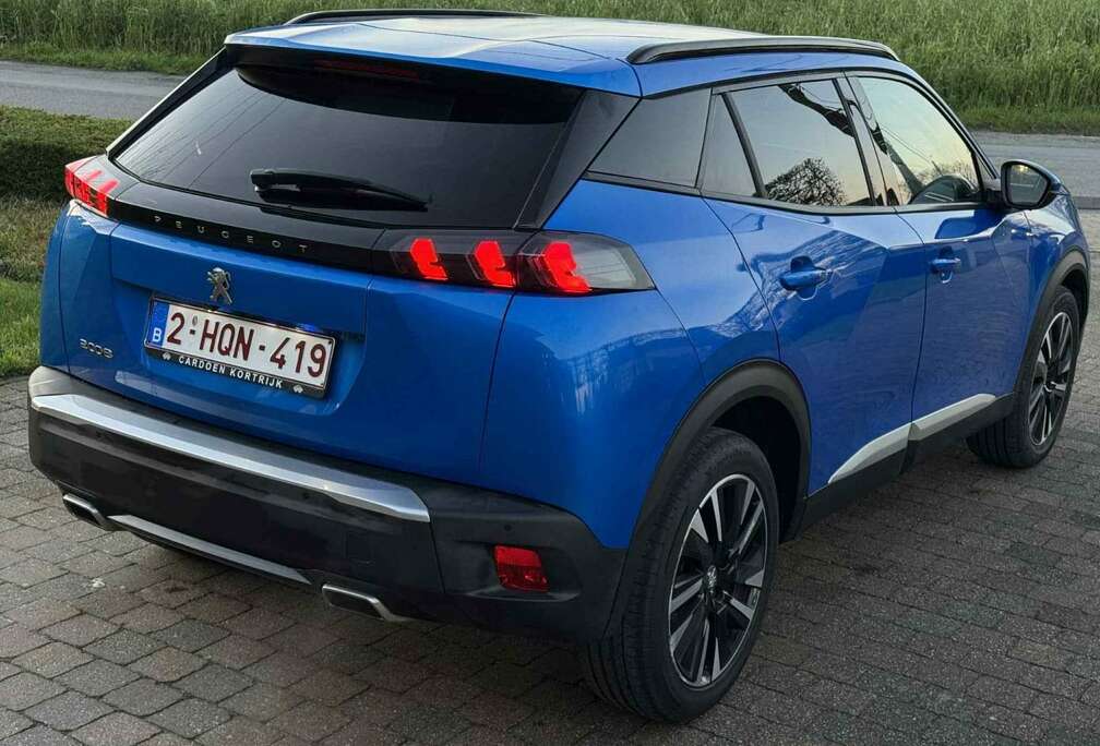 Peugeot 130 Stop&Start EAT6 Signature