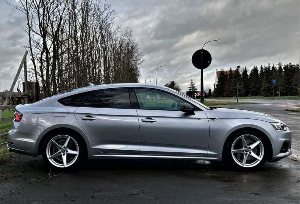 Audi Audi 40 TFSI S Line
