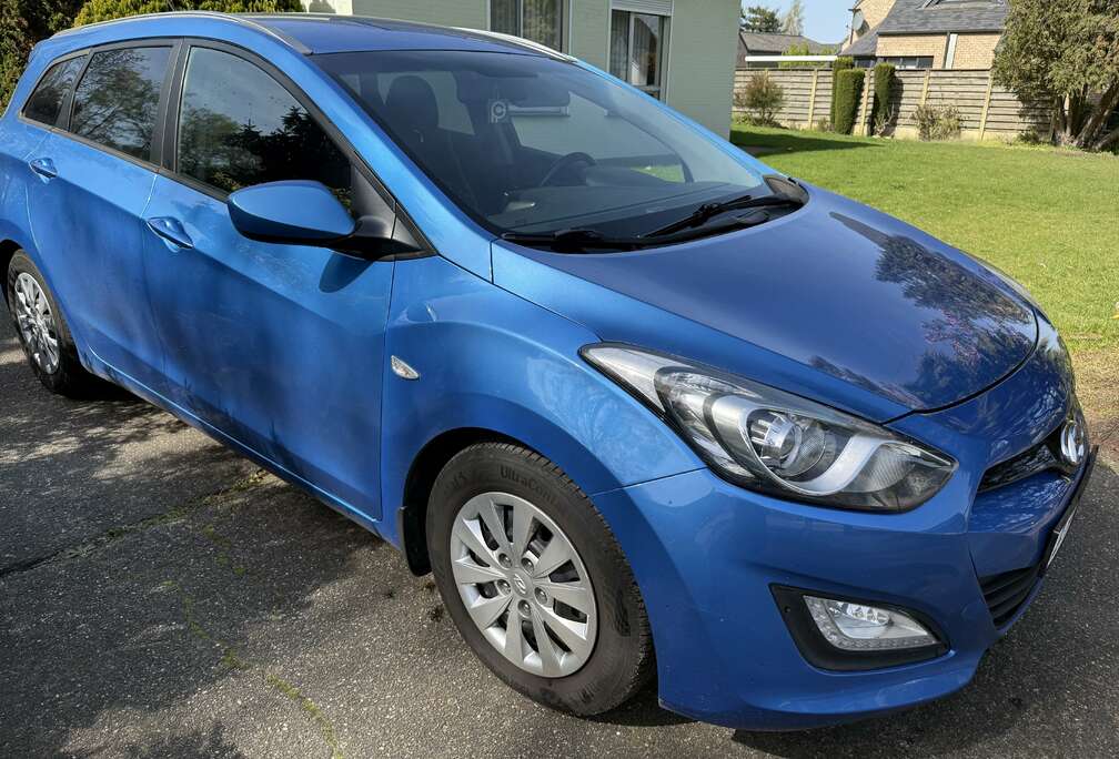 Hyundai Hyundai I30 Lage Km Stand Met Keuring