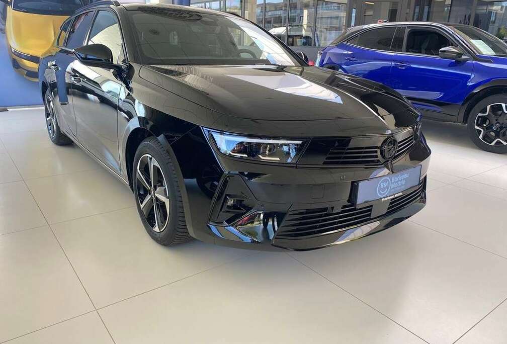 Opel SPORTS TOURER GS 1.2 TURBO AT8 130PK * AUTOMAAT *